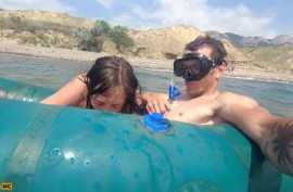Девушка расплатилась за такси порно