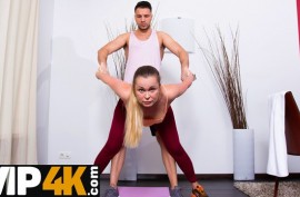 Секс от первого лица на столе