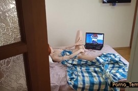 Порно лесбиянки на улице зимой