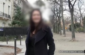 Пара и девушка втроем красивое порно